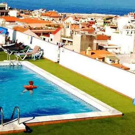Puerto De La Cruz Center *